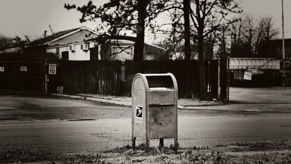 ventajas y desventajas del correo tradicional
